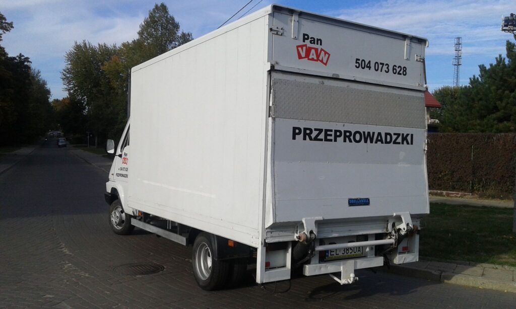 Opróżnianie mieszkań Łódź. Pan Van